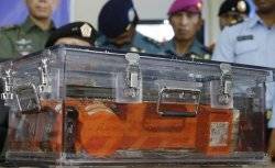 Crucial AirAsia cockpit black box recovered 