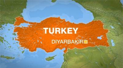 Police, civilians killed in Turkey car bomb blast