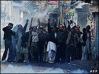 Fighters deny Bhutto killing link