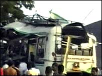 Bus blast hits central Sri Lanka