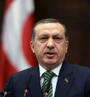 Turkish PM attacks top court 