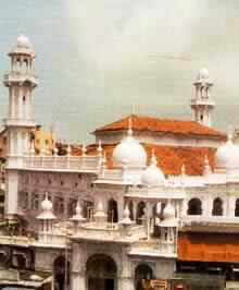 Serial Blasts Rock Mumbai, 40 Killed,150 Injured