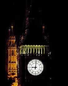 Power Cut in London Causes Chaos