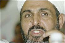 Consensus Eludes Iraq Charter Draft as US Releases 1000 Abu Ghraib Prisoners